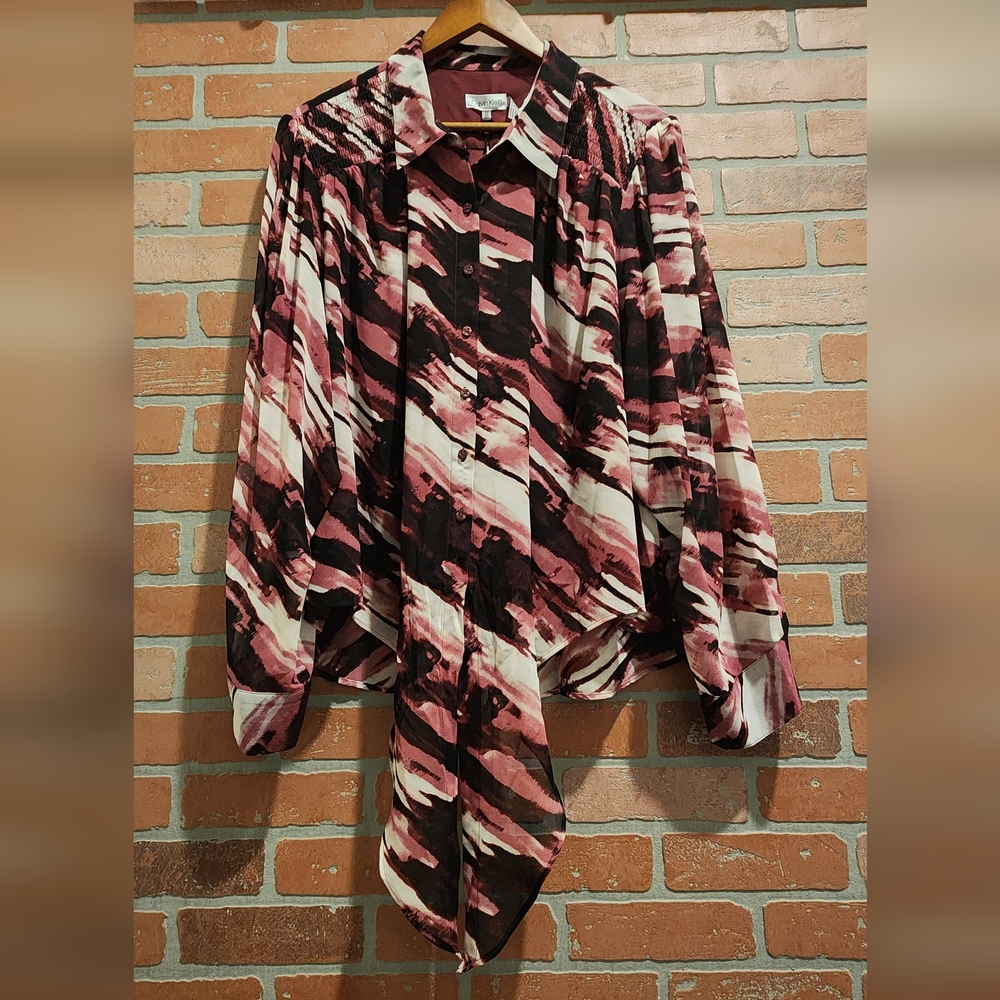 Calvin Klein 3X blouse new. Bin 19